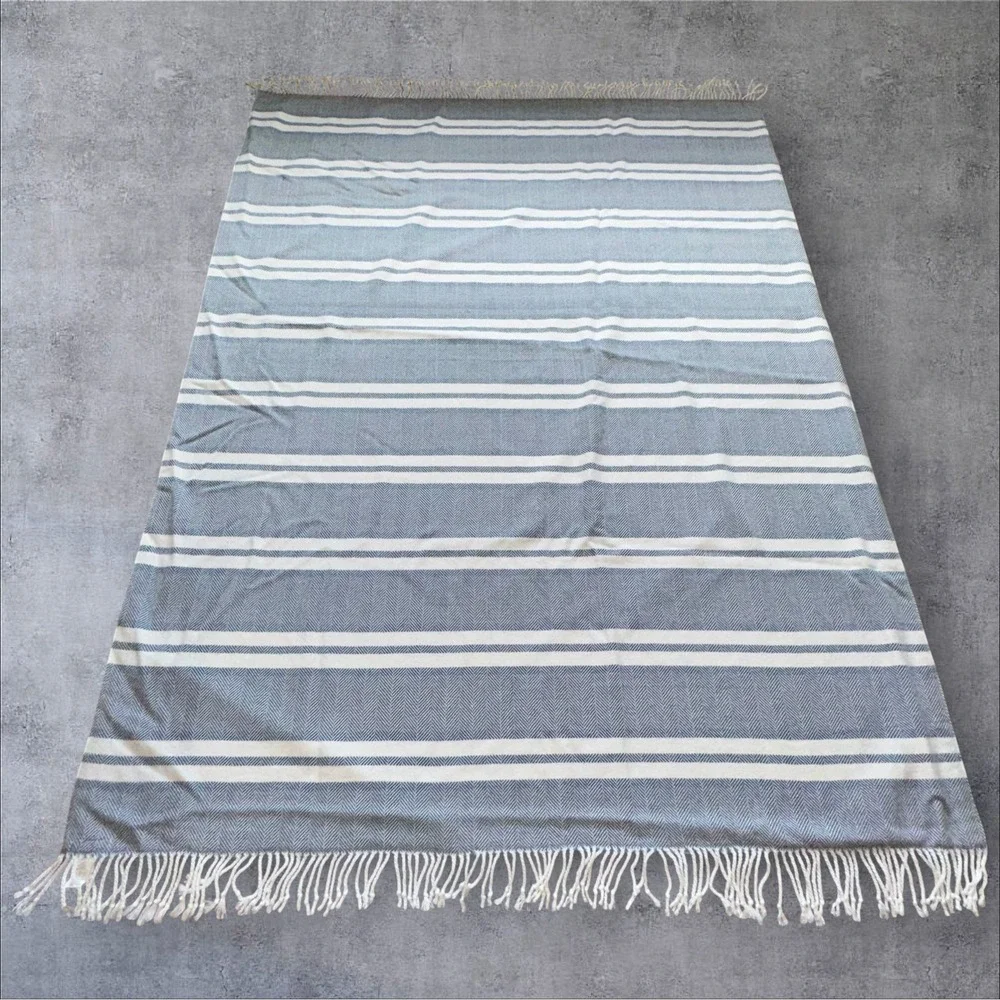 Pottery Barn Blue‎ White Herringbone Stripe Fringe Throw Blanket 60x78